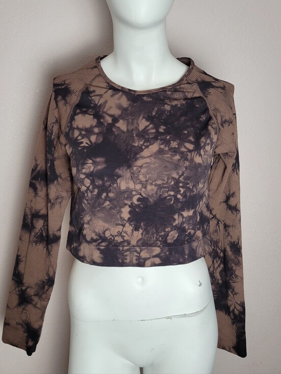 PINK Victoria's Secret Tops - PINK Victoria's Secret Tie Dye Ribbed Crop Long Sleeve Top Large Brown Black